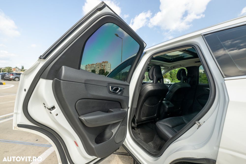 Volvo XC 60 D4 AWD Momentum - 14