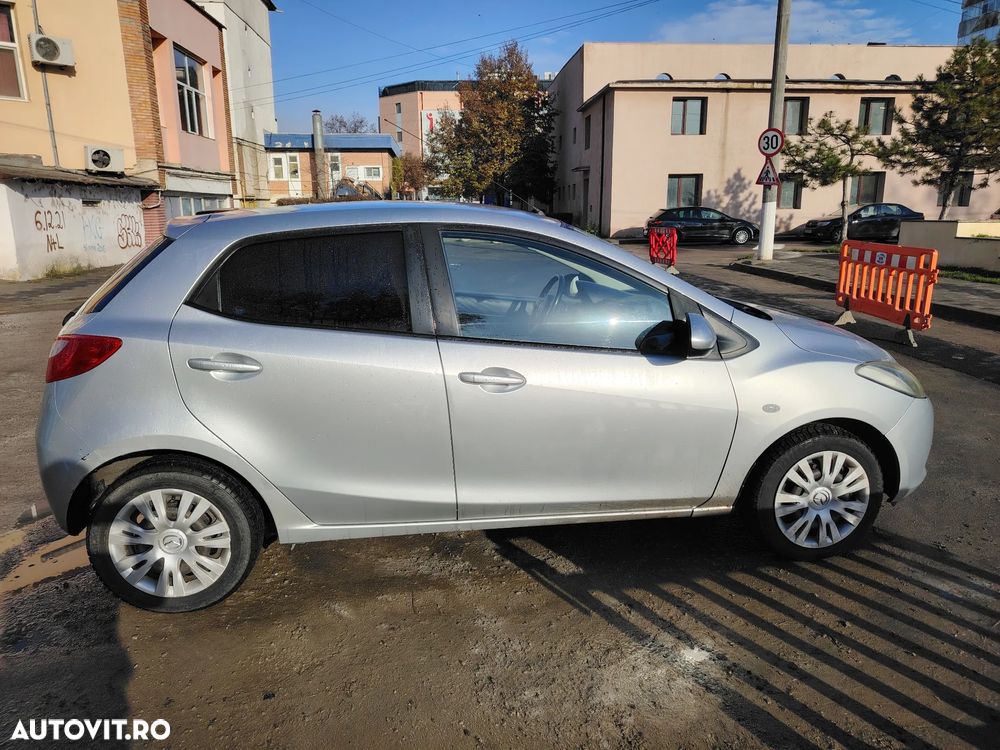 Mazda 2 1.3i TE Plus - 8