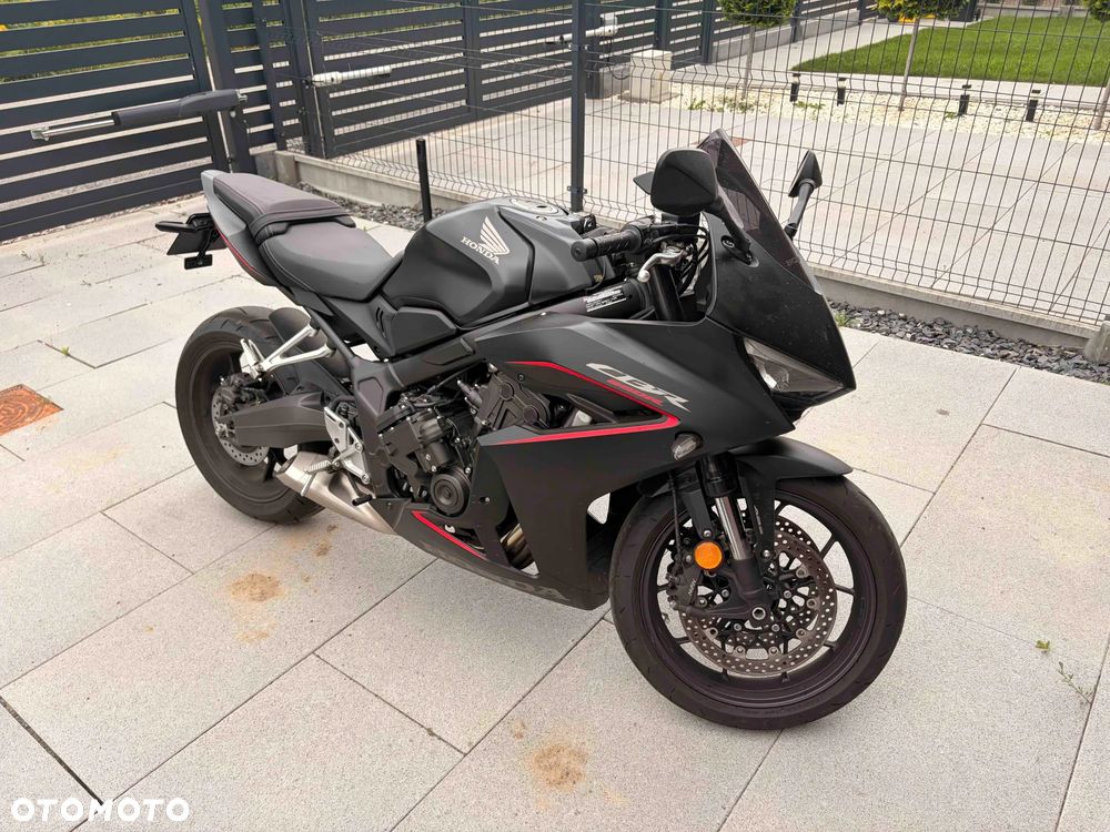 Honda CBR - 3