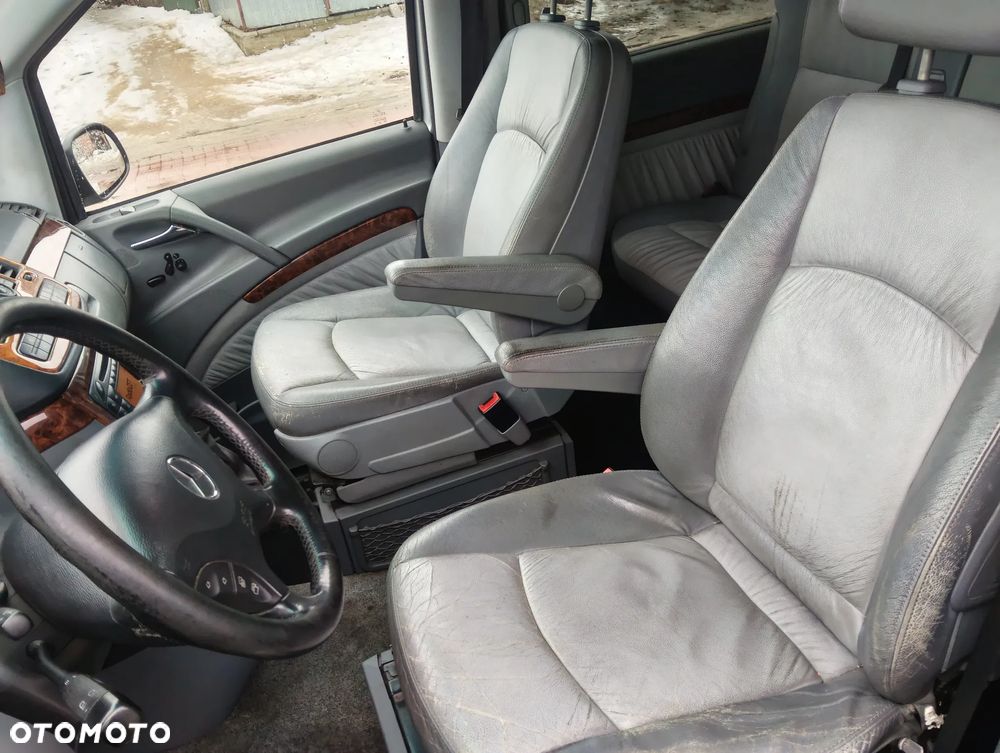 Mercedes-Benz Viano - 10