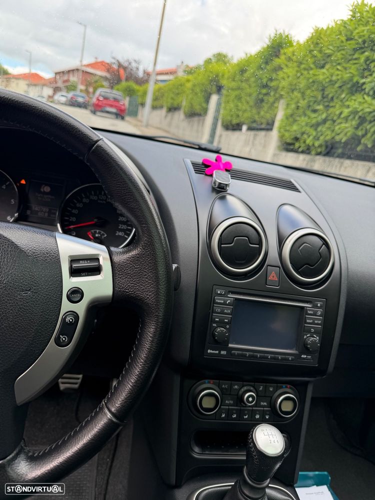 Nissan Qashqai +2 - 6