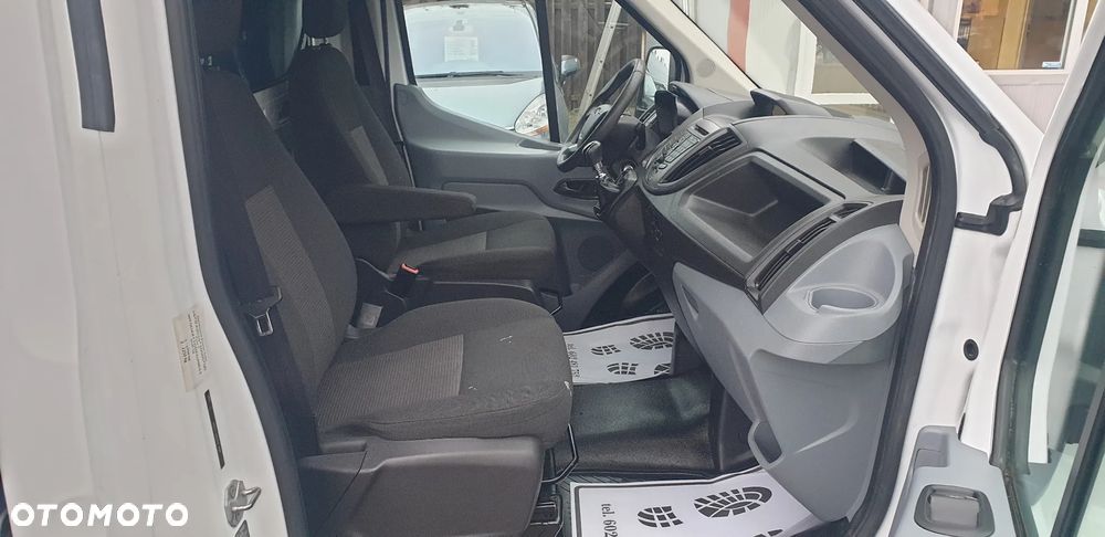 Ford Transit - 9
