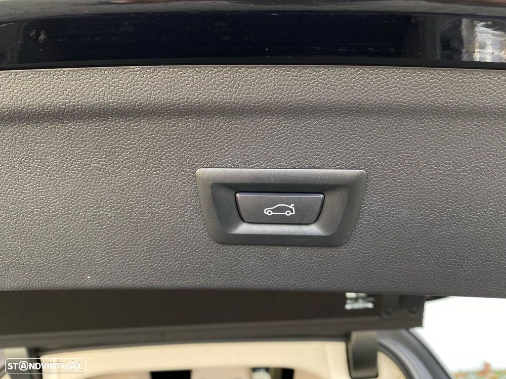 BMW iX xDrive 40 Pack Desportivo - 23