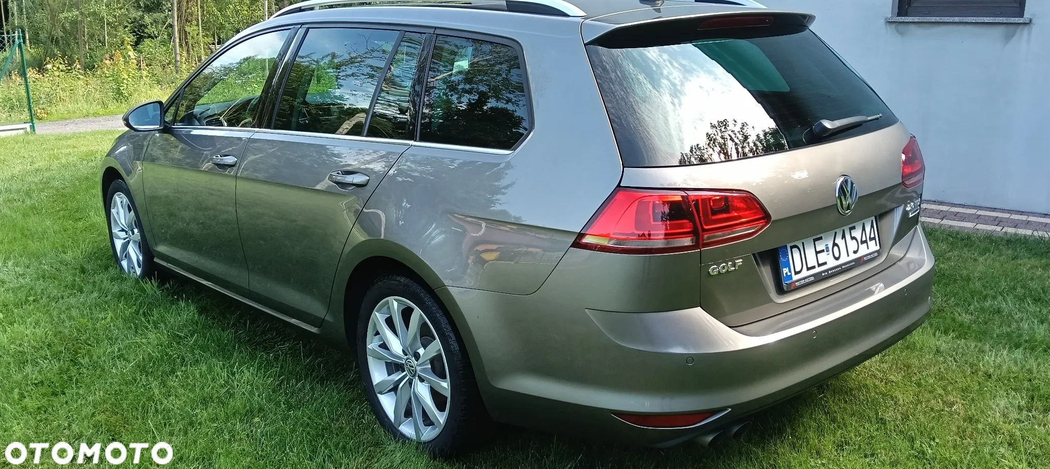 Volkswagen Golf 2.0 BlueTDI Highline - 14
