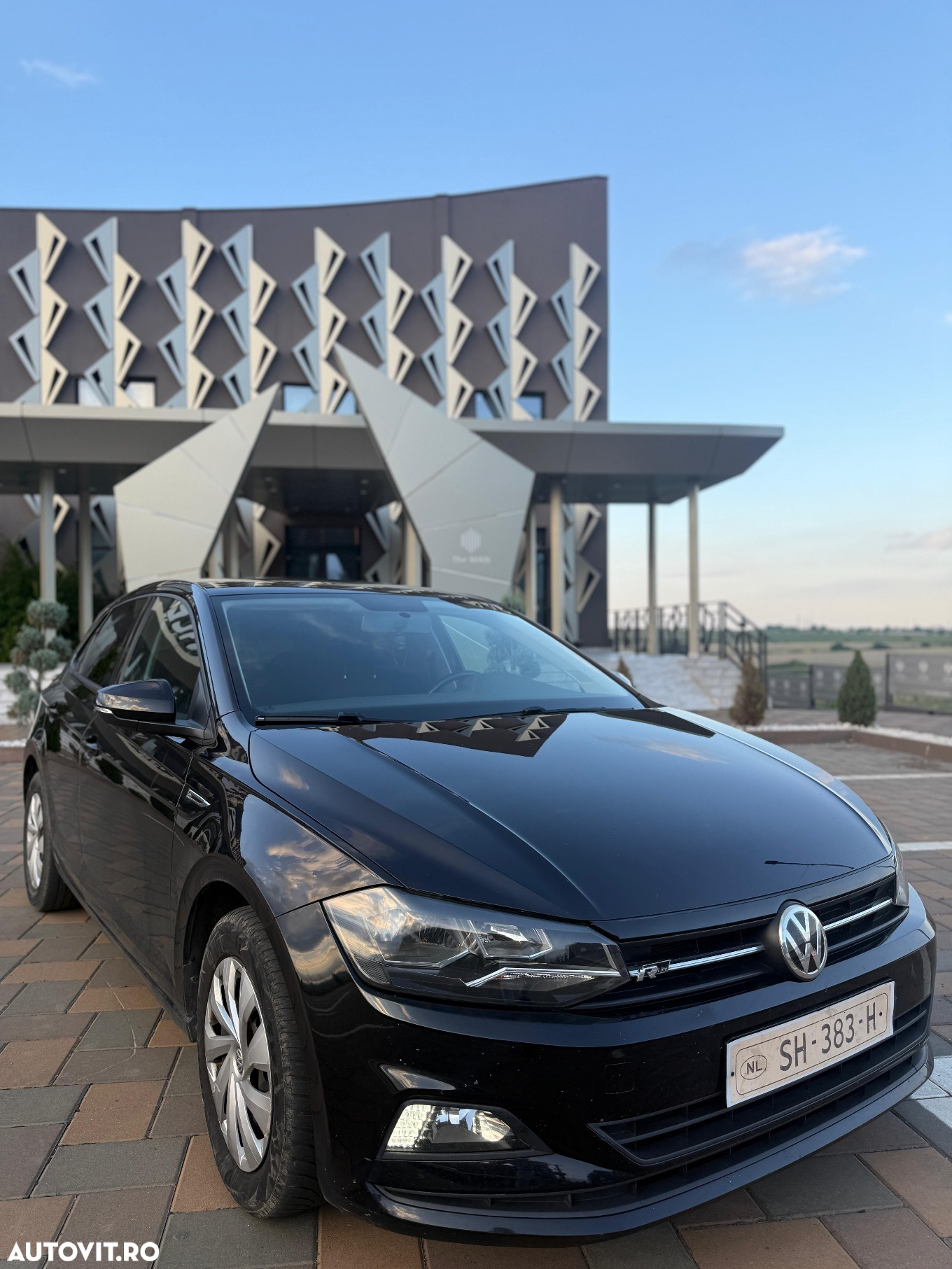 Volkswagen Polo 1.6 TDI Highline - 9