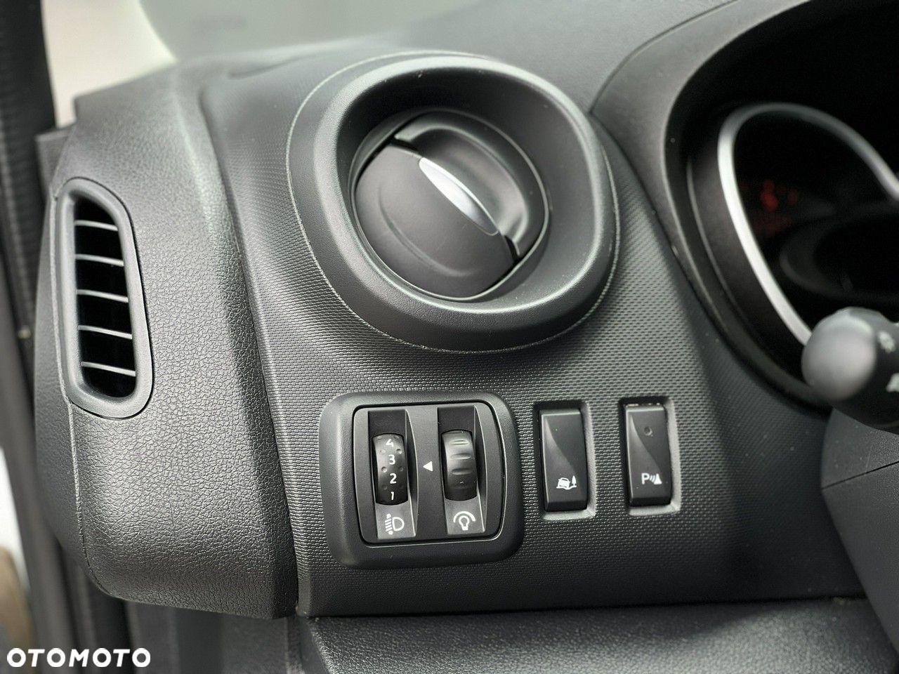 Renault Trafic - 32