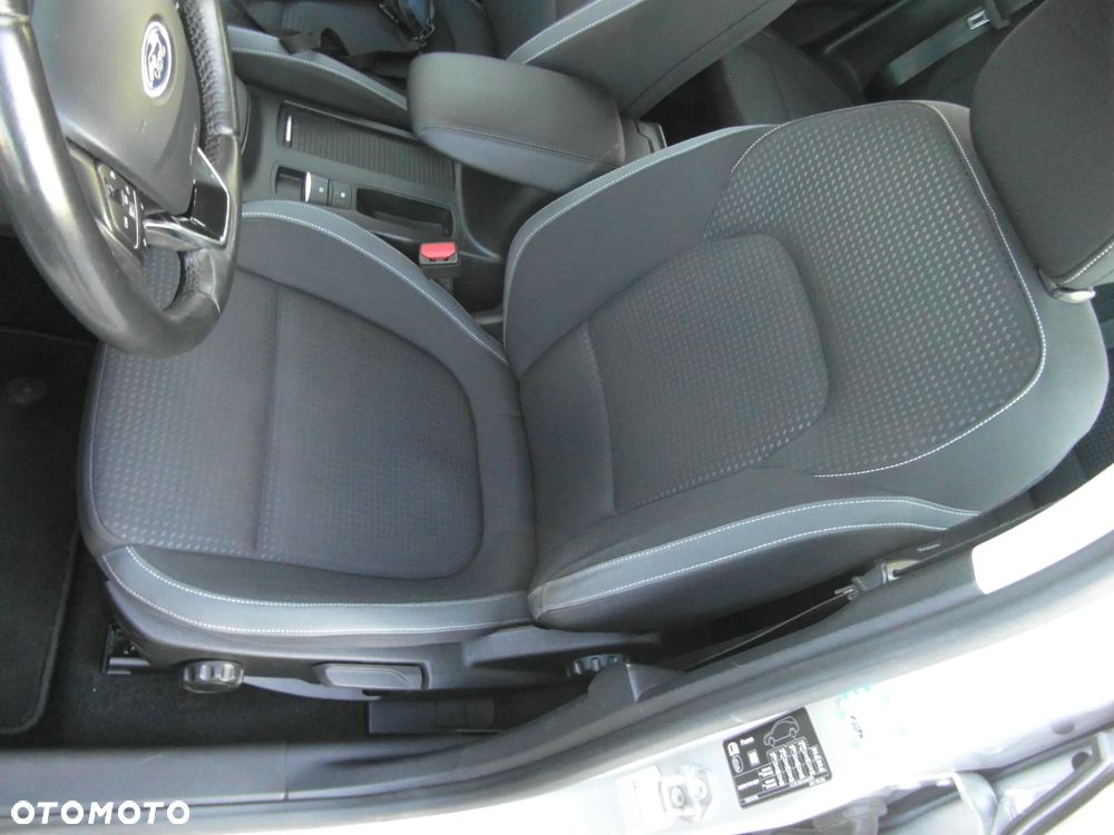 Ford Focus 1.5 EcoBlue Start-Stopp-System COOL&CONNECT - 16