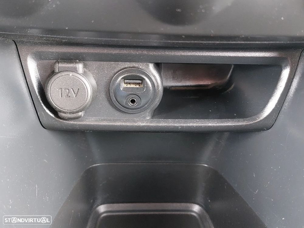 Peugeot 208 1.4 HDi Active - 19