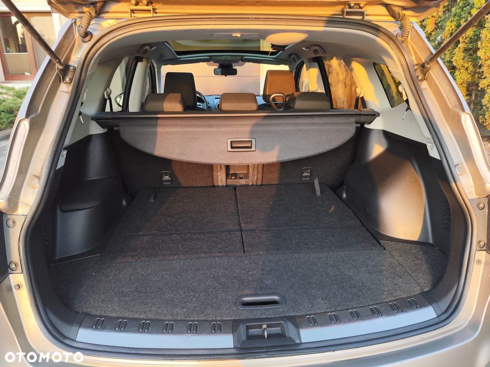 Nissan Qashqai+2 2.0 Tekna - 8