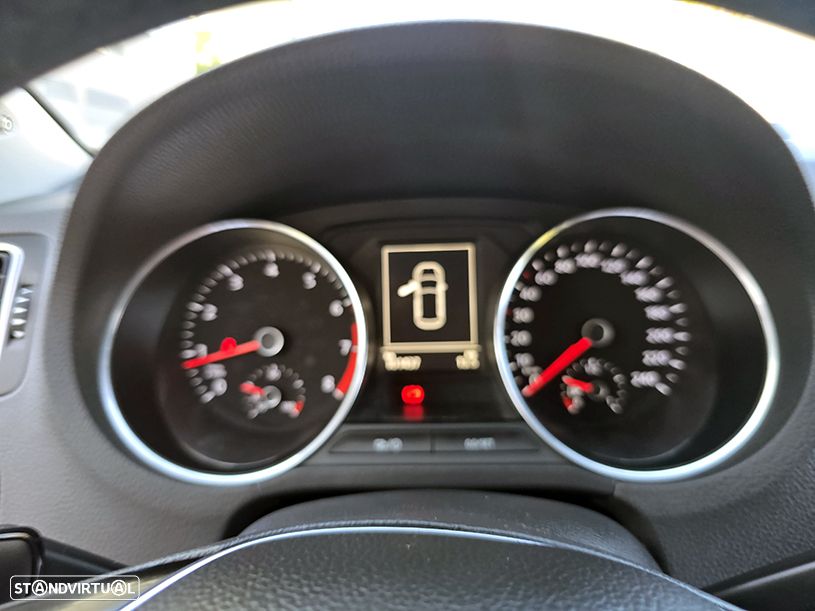 VW Polo 1.0 Confortline Nav - 16