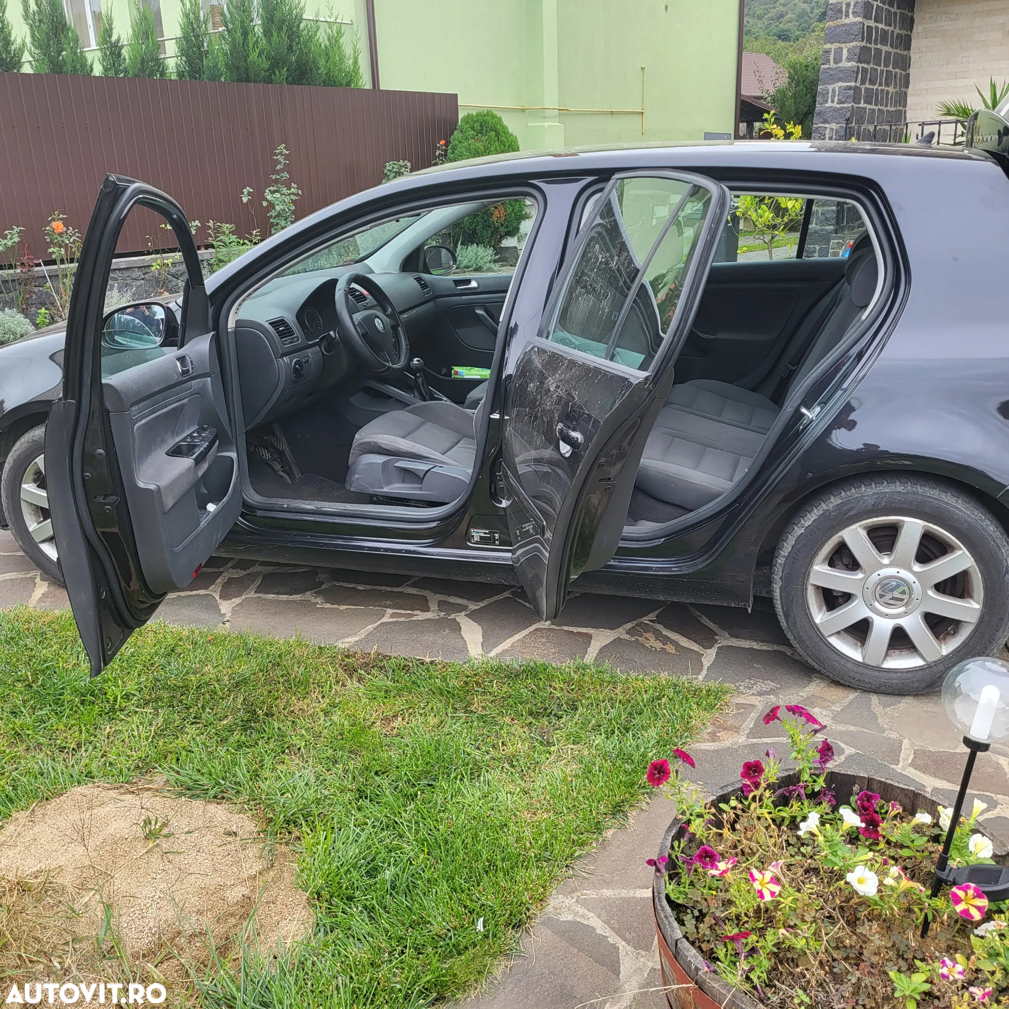 Volkswagen Golf 2.0 TDI Comfortline - 2