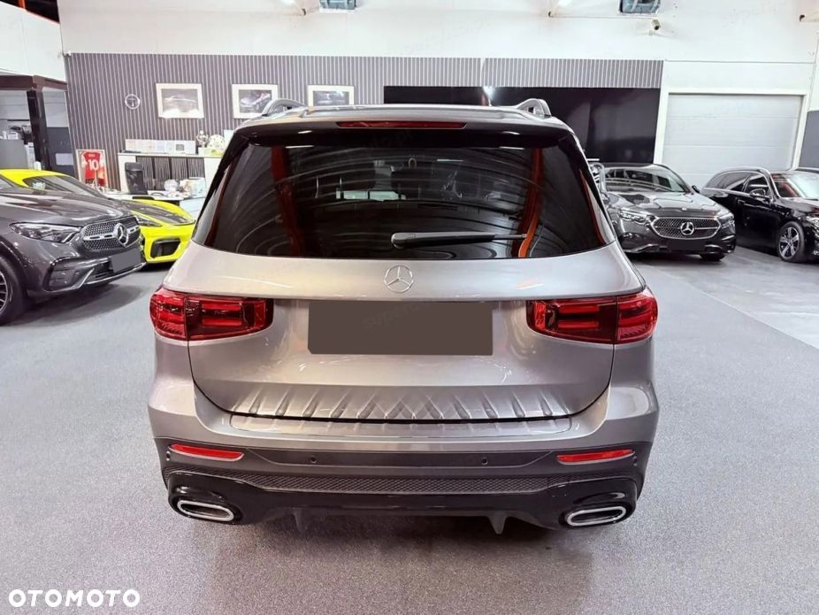 Mercedes-Benz GLB 200 mHEV AMG Line 7G-DCT - 7