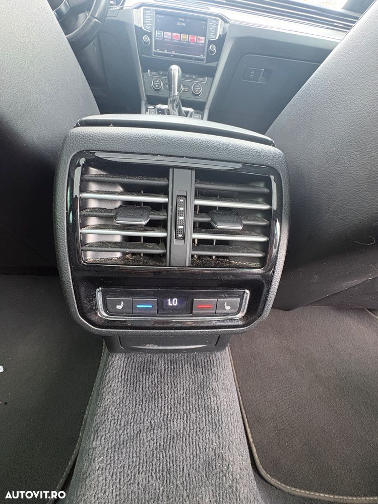 Volkswagen Passat 2.0 TDI DSG 4Motion Highline - 10