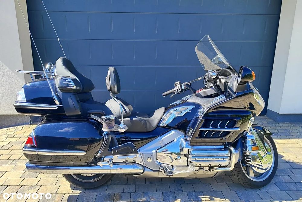 Honda GL - 32