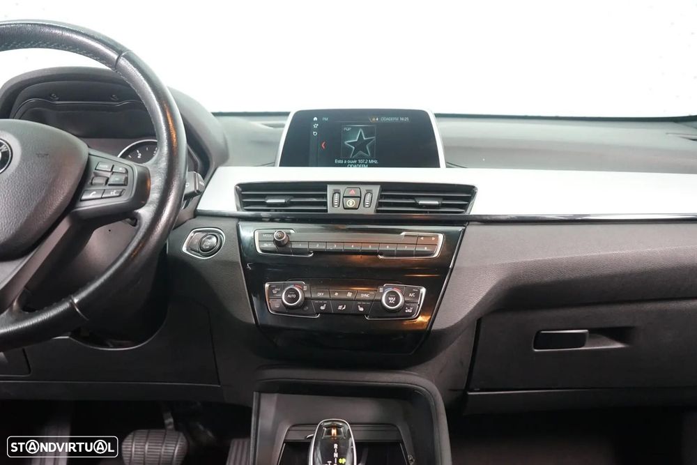 BMW X1 20 d xDrive Auto Line Sport - 16