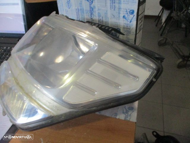 Farol 51128C DODGE NITRO 2007 2.8Crd 180Cv 5P CINZA ESQ H4 DECOMA - 2