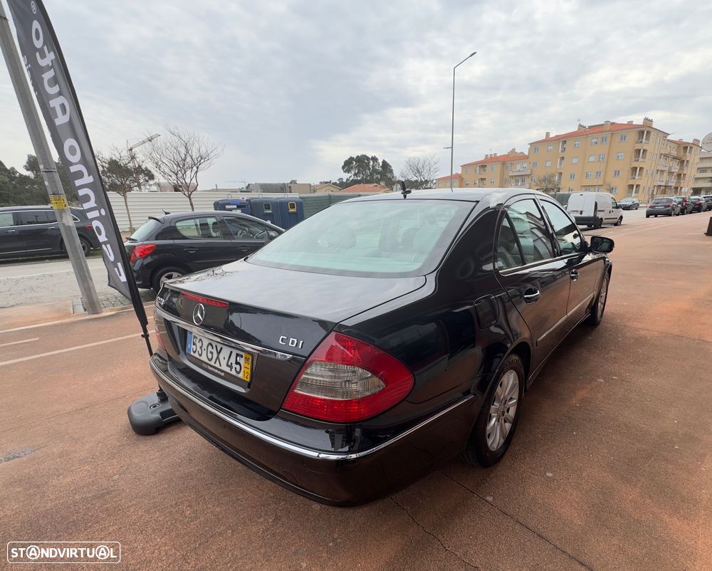 Mercedes-Benz E 220 CDI Auto Elegance - 13