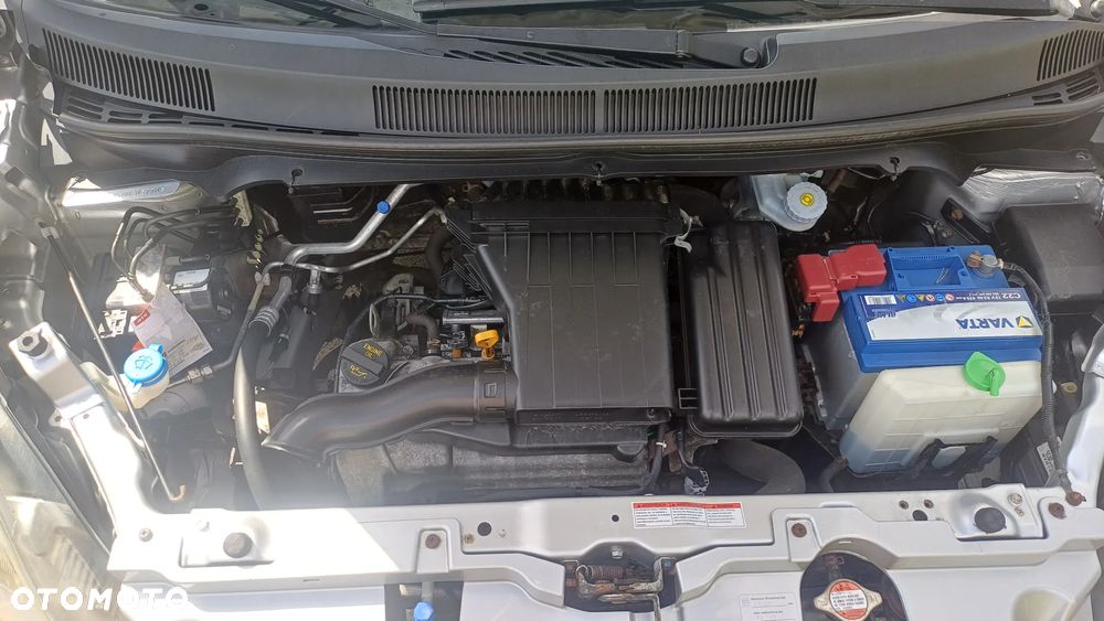 Suzuki Splash 1.0 Comfort - 23