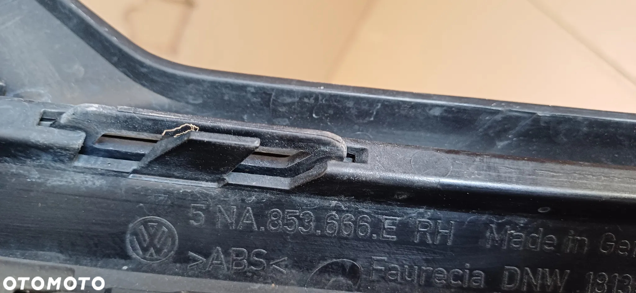 Volkswagen Tiguan II kratka atrapa dokładka zderzaka przedniego prawy przód 5NA853666E - 3