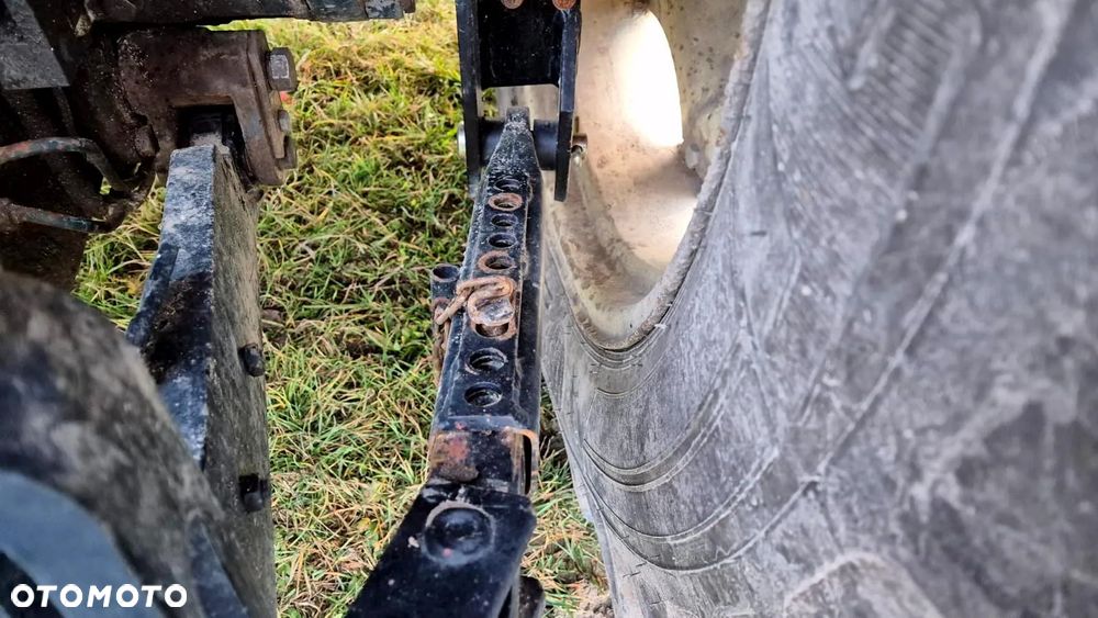 Ursus C 385 / 902 / 912 / NOWE OPONY / HITCH / HAKI 2 KAT. - 25