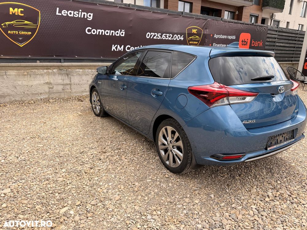 Toyota Auris - 14