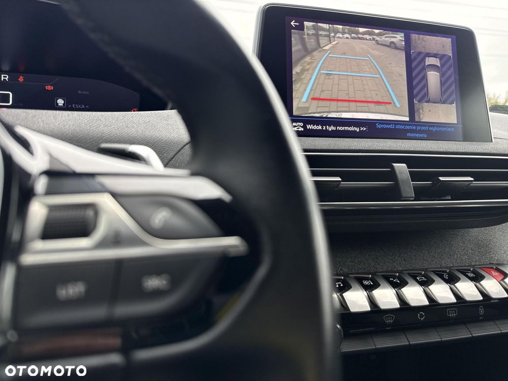 Peugeot 5008 1.6 PureTech Allure S&S EAT8 - 19