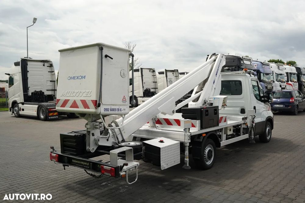 Iveco DAILY 35-120 / Platformă de lucru aeriană / MULTITEL MT 182 / 4 stabilizatoare / MANUALĂ / 2017 - 13