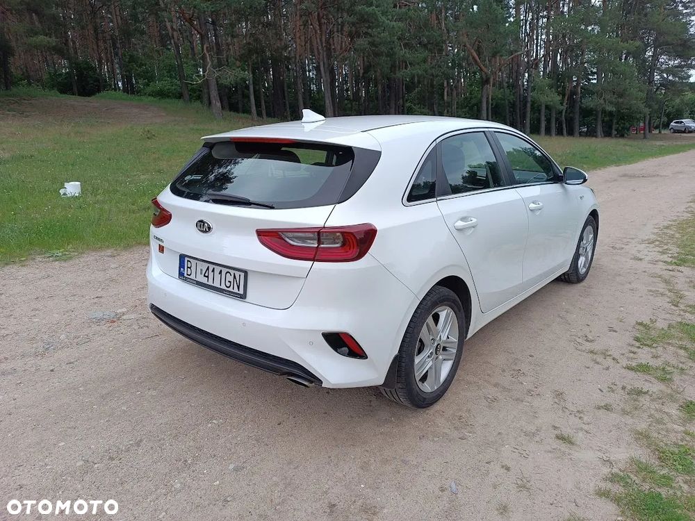 Kia Ceed 1.4 L Business Line - 3