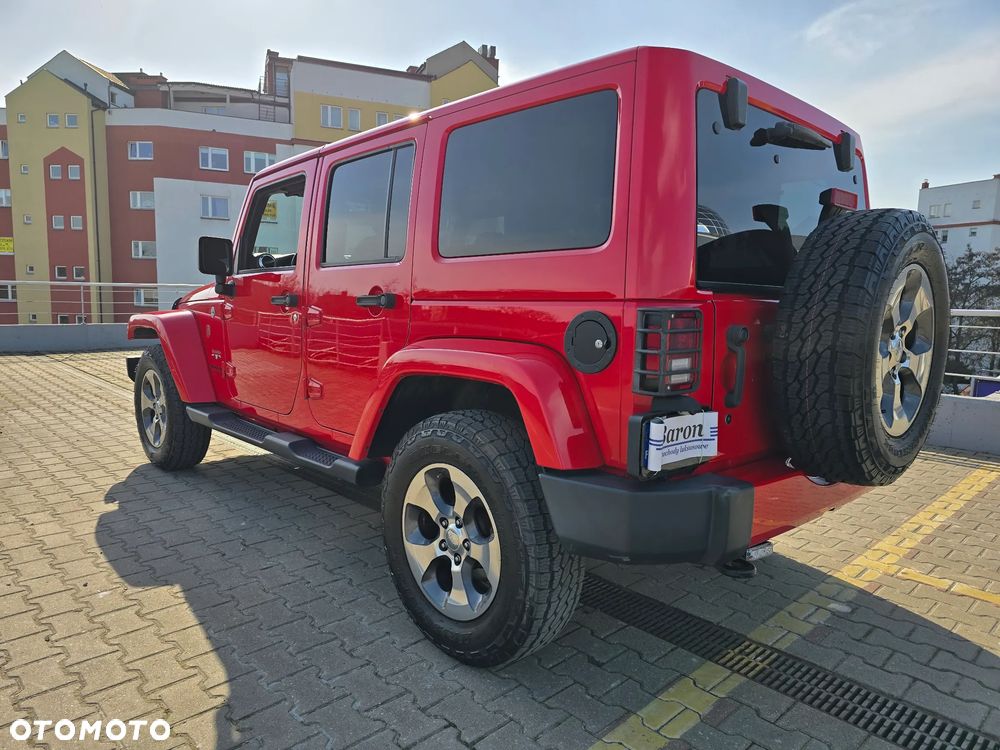 Jeep Wrangler Unlimited 3.6 Automatik Sahara - 8