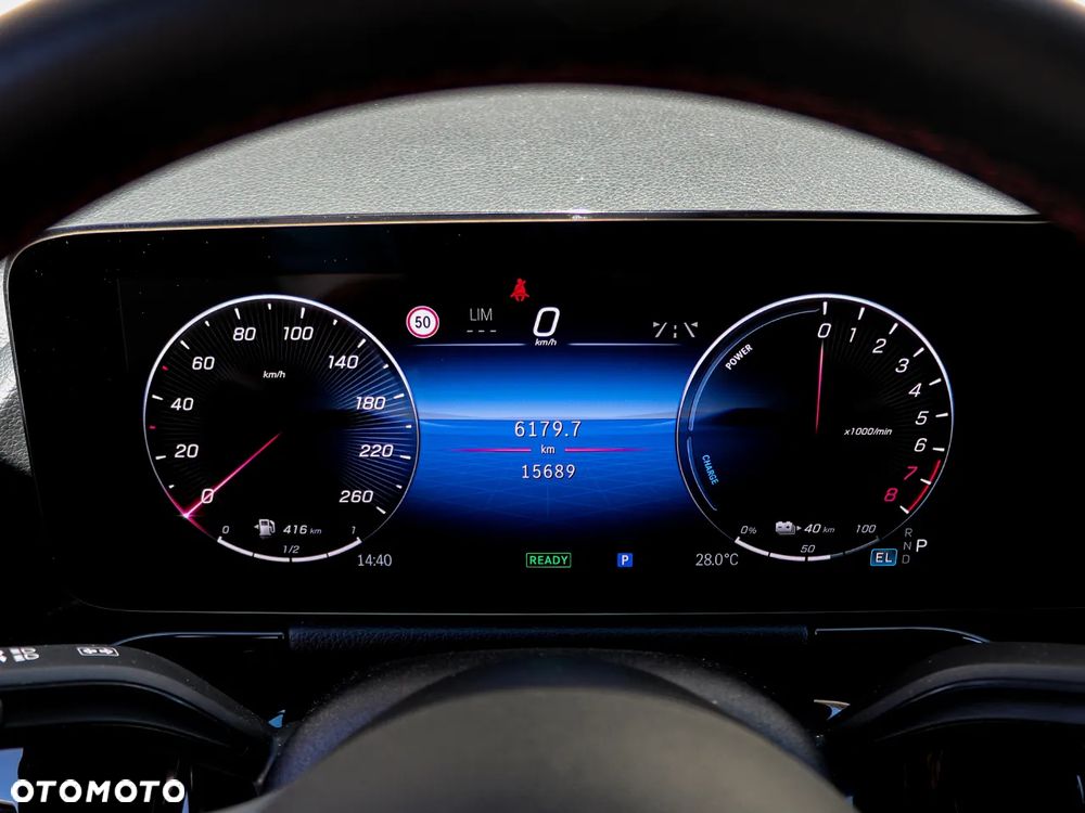 Mercedes-Benz GLA 250e AMG Line - 34
