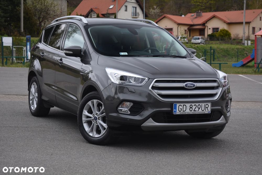 Ford Kuga - 4