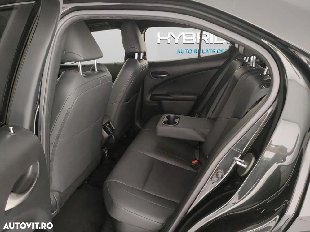 Lexus UX 250h Executive Line - 6