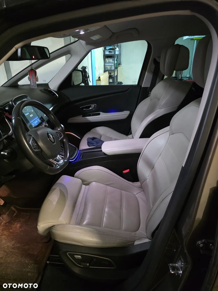 Renault Grand Scenic Gr 1.5 dCi Bose EDition EDC - 12