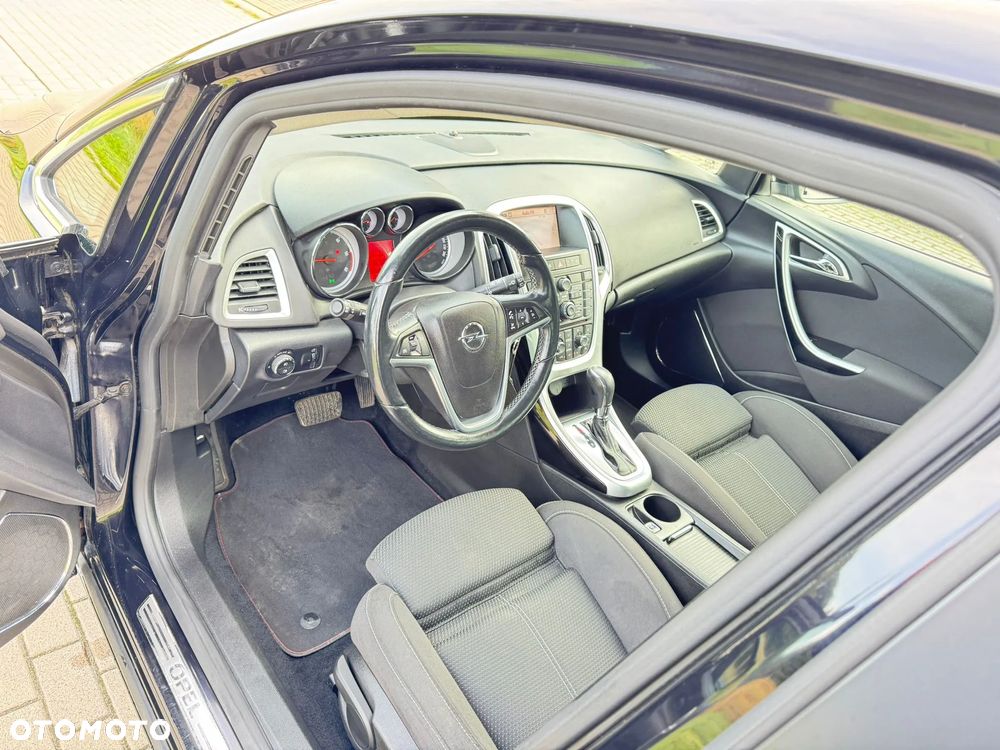 Opel Astra IV 2.0 CDTI Cosmo - 20