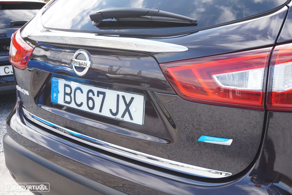 Nissan Qashqai 1.5 dCi N-Connecta 18 - 17