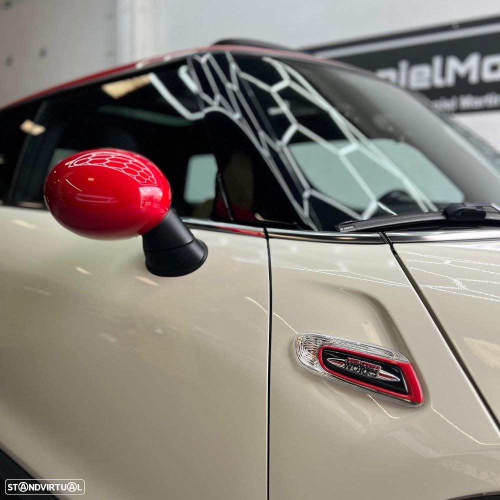 MINI 3 Portas Cooper D - 4