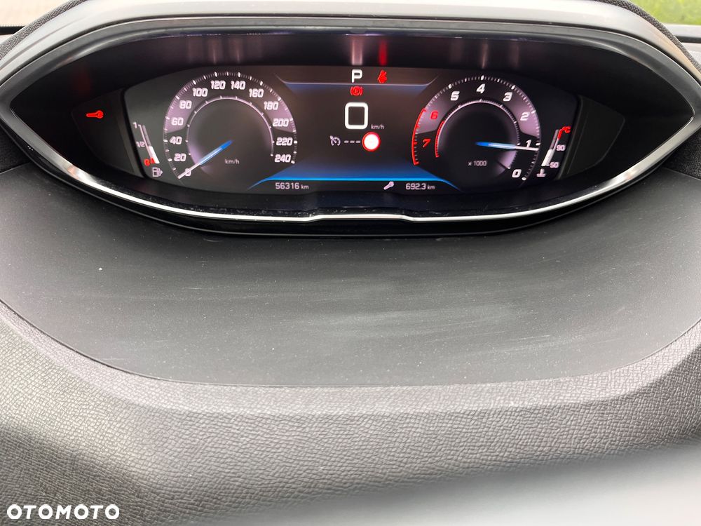 Peugeot 3008 1.2 PureTech Allure Pack S&S EAT8 - 18