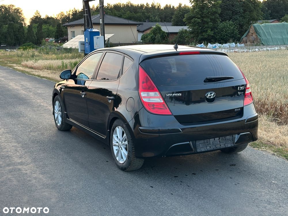 Hyundai i30 1.4 Blue Comfort - 19