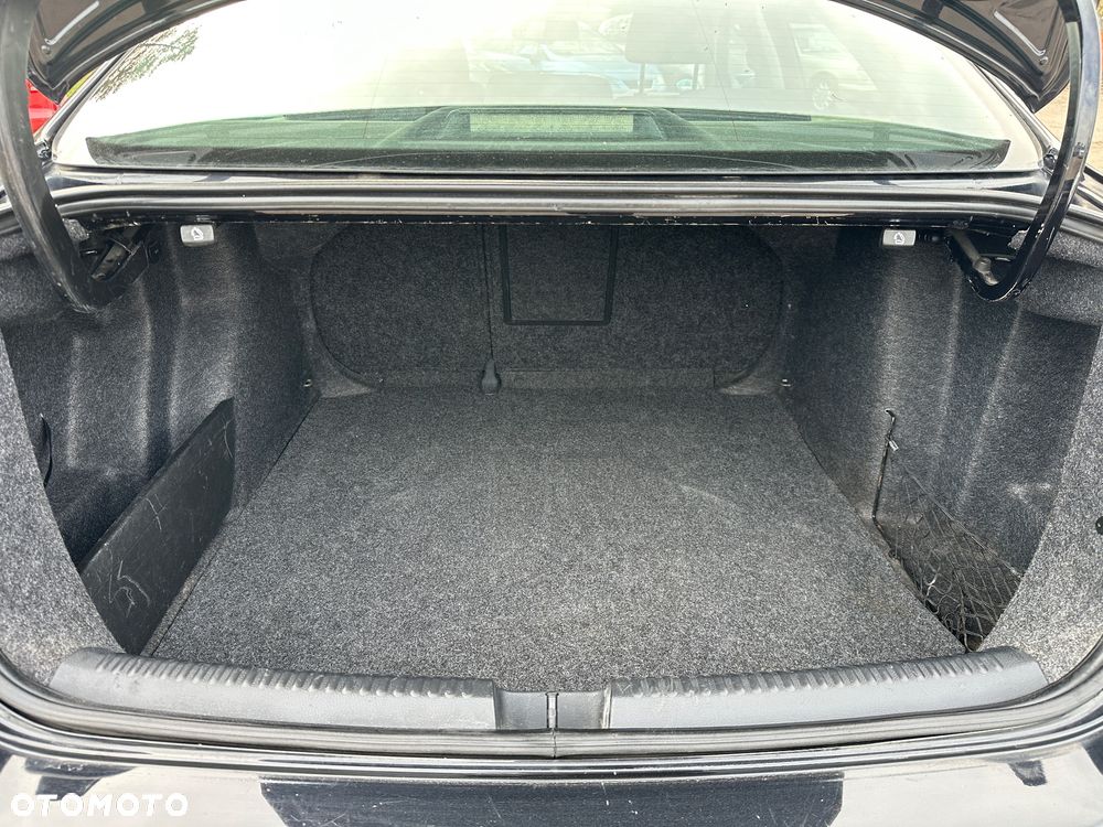 Volkswagen Jetta 1.2 TSI BlueMotion Technology Trendline - 22