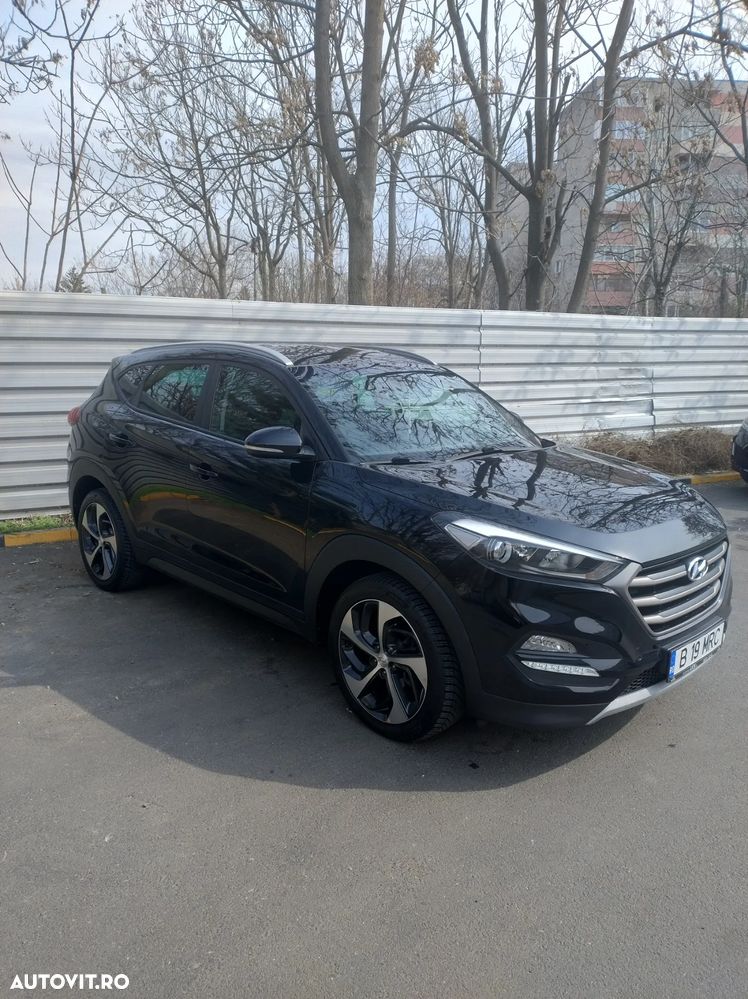 Hyundai Tucson 2.0 CRDI 4WD 6AT Style - 10