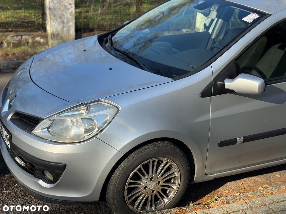 Renault Clio 1.5 dCi Dynamique - 4