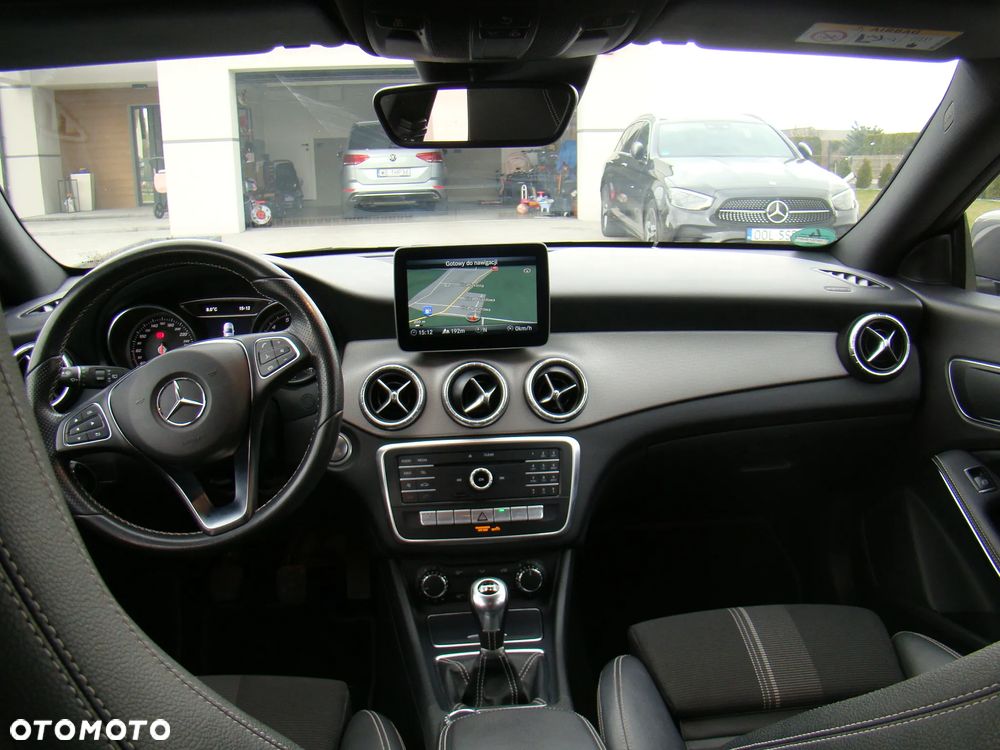 Mercedes-Benz CLA - 34