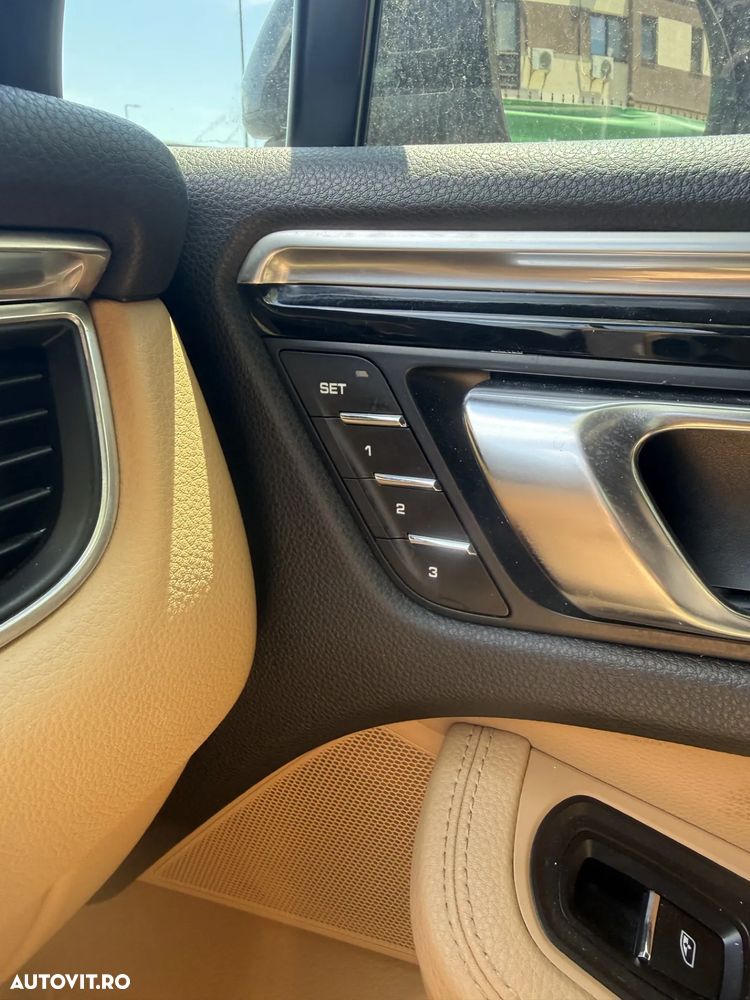 Porsche Macan PDK - 19
