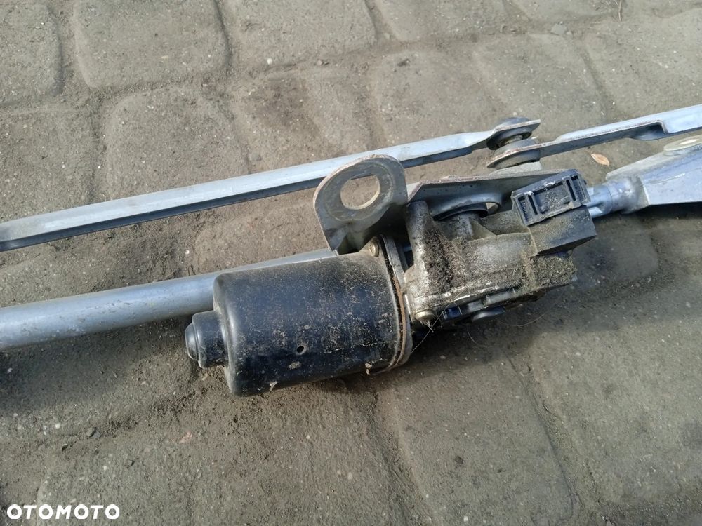 MECHANIZM WYCIERACZEK VOLVO V70 00-07 - 2