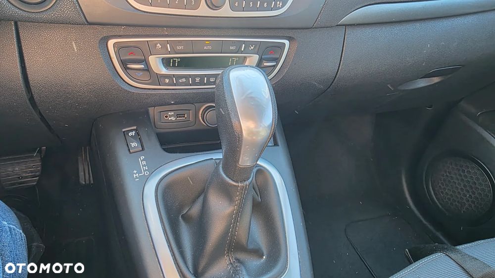 Renault Scenic - 12