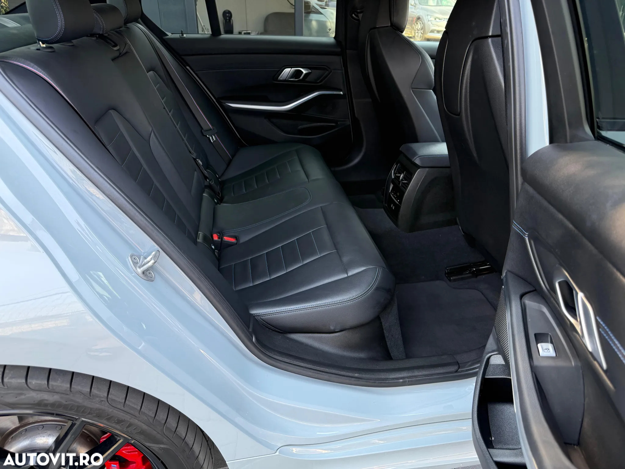 BMW Seria 3 330e xDrive AT PHEV - 10