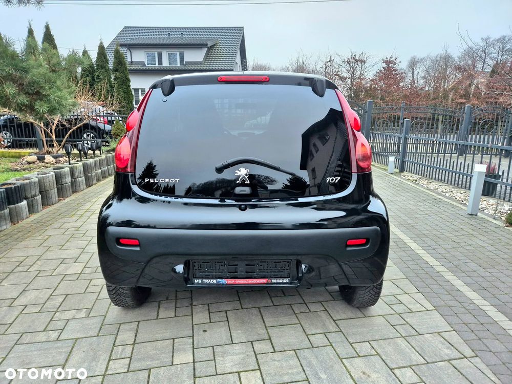 Peugeot 107 70 Urban Move - 12
