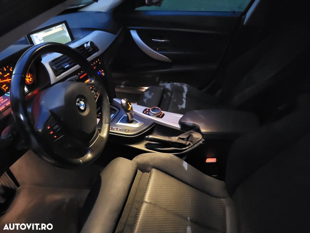 BMW Seria 3 320d DPF Aut. M Sport Edition - 6