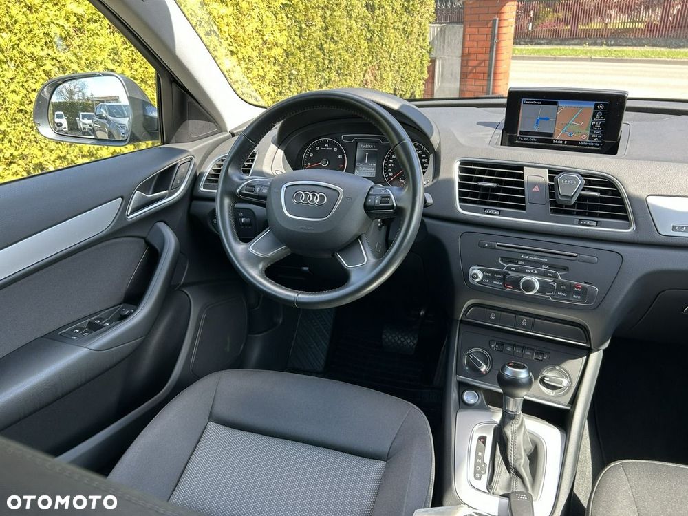 Audi Q3 - 18