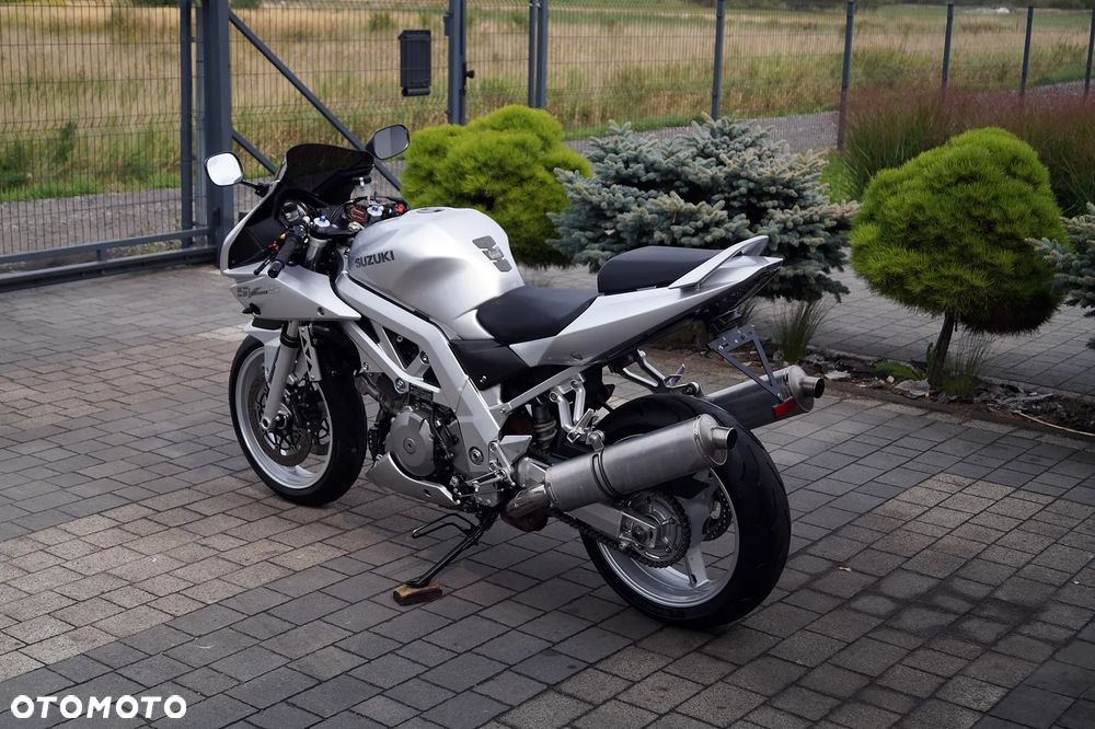 Suzuki SV - 9
